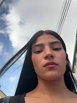 Ema Rose  online show from 12/21/25, 10:06