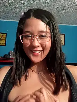 SweetDeya online show from 05/08/26, 04:18