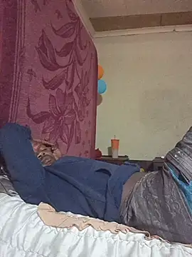 Snapshot of yourburget chatting on 02/16/26, 02:24 yourburget online show from 02/16/26, 02:24