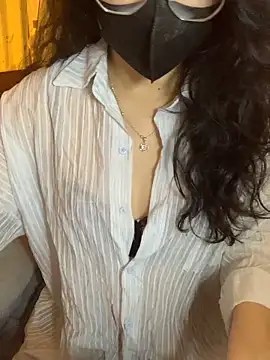 Sofiababy22 online show from 02/03/26, 09:42