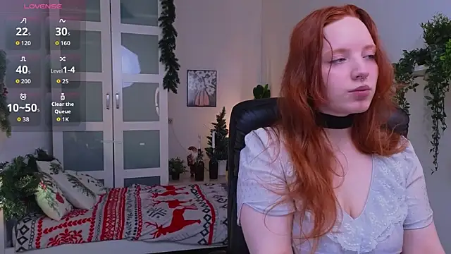 Snapshot of jennifernolan chatting on 12/21/25, 08:05 jennifernolan online show from 12/21/25, 08:05