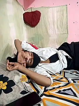 Desipari 777 online show from 02/22/26, 11:42