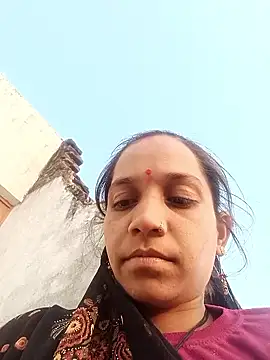 Karishma singh online show from 01/12/26, 11:15