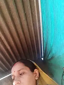 Karishma singh online show from 03/05/26, 03:02