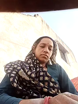 Karishma singh online show from 04/12/26, 01:32