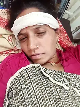 Karishma singh online show from 04/17/26, 08:28