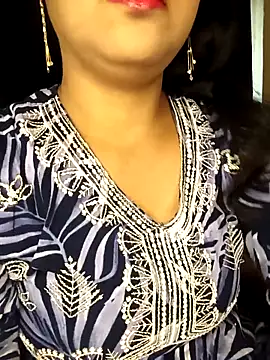 Deshi bhabhi143 online show from 02/14/26, 06:43