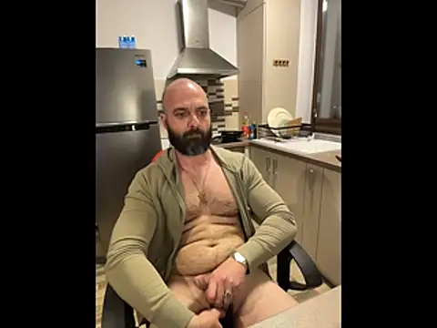 DamonSalvatore2 online show from 04/08/26, 09:04