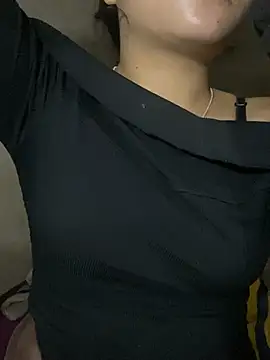 lili-roze online show from 02/06/26, 01:58