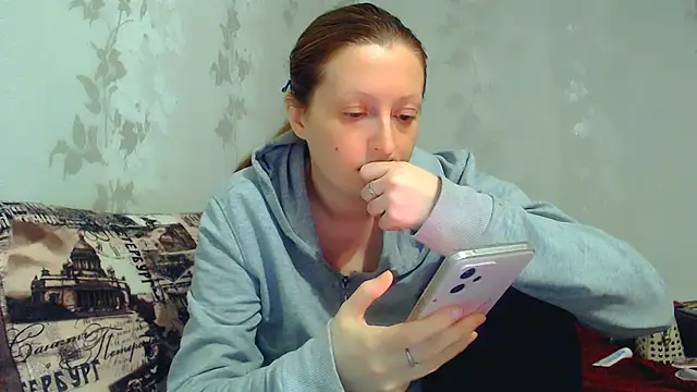 Snapshot of CrystallAngel chatting on 02/17/26, 03:40 CrystallAngel online show from 02/17/26, 03:40