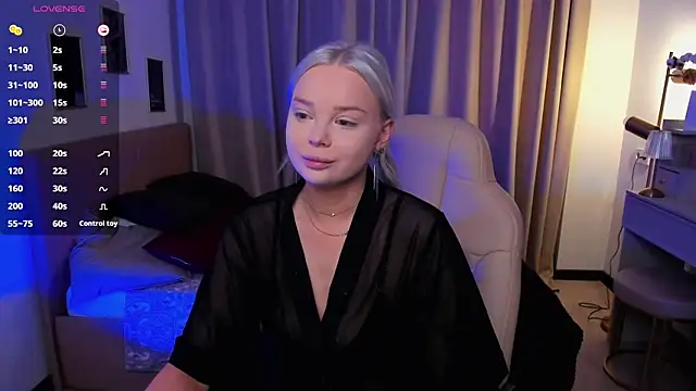 Leslie Caronn online show from 03/29/26, 07:41