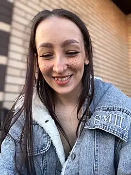 Snapshot of LuxBrunette_ chatting on 02/12/26, 06:08 LuxBrunette online show from 02/12/26, 06:08