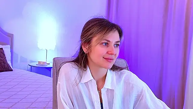 EmeraldGlow online show from 03/24/26, 02:44