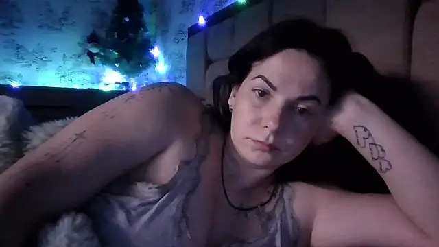 Snapshot of SKYNate chatting on 01/10/26, 06:48 SKYNate online show from 01/10/26, 06:48