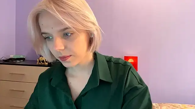 Scarlet cat online show from 01/07/26, 06:16