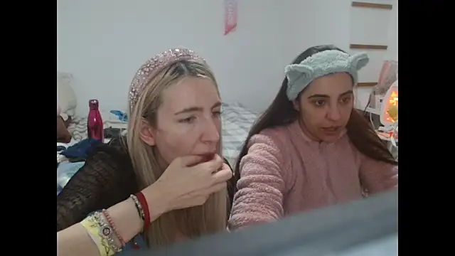 BarbieBlondieGirl online show from 01/10/26, 04:53