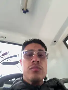 Snapshot of Latin_Paisa_Boy chatting on 05/02/26, 07:19 Latin Paisa Boy online show from 05/02/26, 07:19