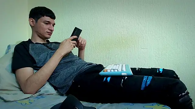 LeonS 20cm online show from 01/13/26, 04:40