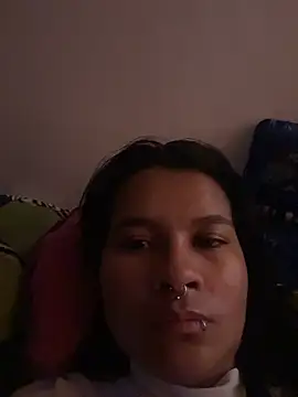 Snapshot of Chloe_cortes chatting on 05/06/26, 03:17 Chloe cortes online show from 05/06/26, 03:17