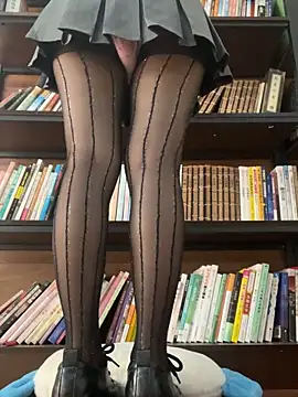 Molly-xiao online show from 03/28/26, 11:04