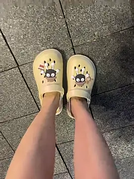 Molly-xiao online show from 05/06/26, 05:07