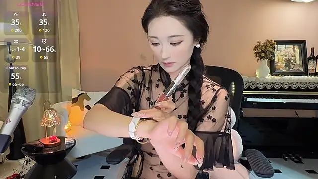 Molly00- online show from 05/24/26, 02:05