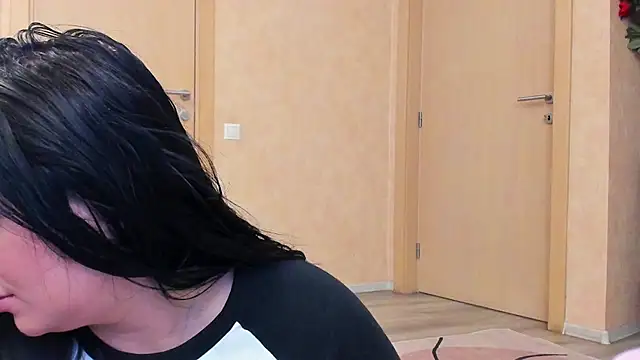 NayaNoirX online show from 04/21/26, 05:14