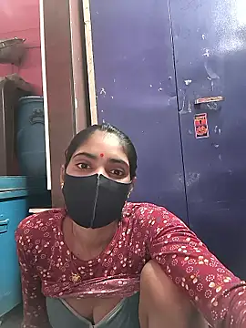 Snapshot of Naughty_Seema chatting on 04/27/26, 10:13 Naughty Seema online show from 04/27/26, 10:13