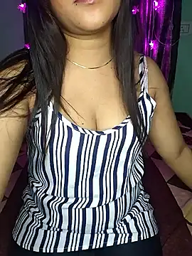 Saumyy online show from 03/08/26, 04:11