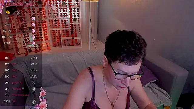 JennyMons online show from 02/12/26, 08:42