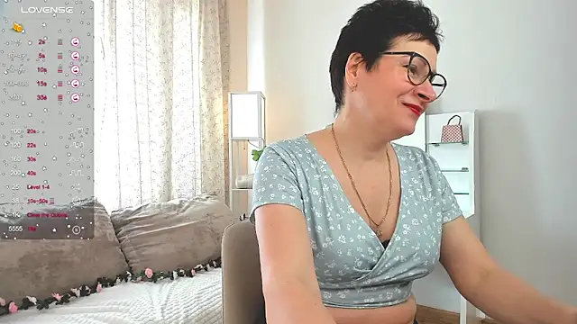 JennyMons online show from 03/30/26, 08:37