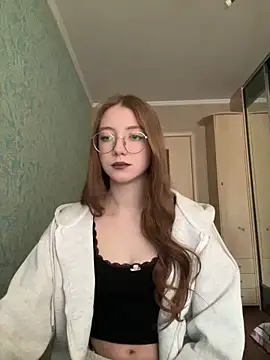 Eseniya  online show from 01/17/26, 09:36