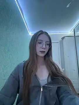 Eseniya  online show from 02/15/26, 12:03