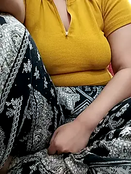 ShamaParvin online show from 02/05/26, 02:54