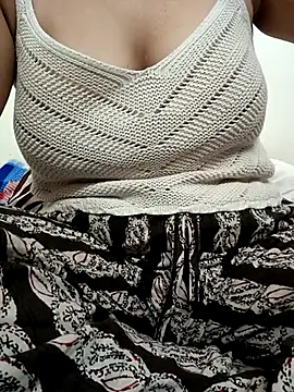 ShamaParvin online show from 02/13/26, 10:44