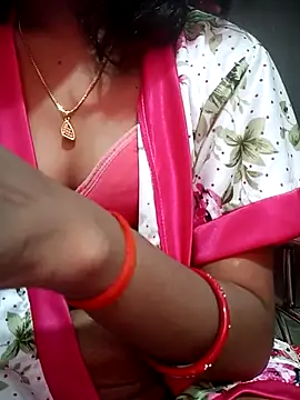 Puja 1230 online show from 04/01/26, 11:00