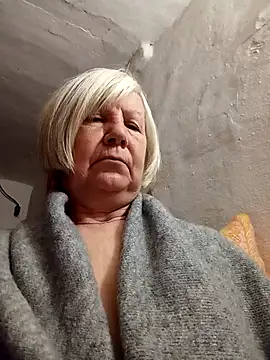 KlaudiaDarling online show from 01/13/26, 03:34