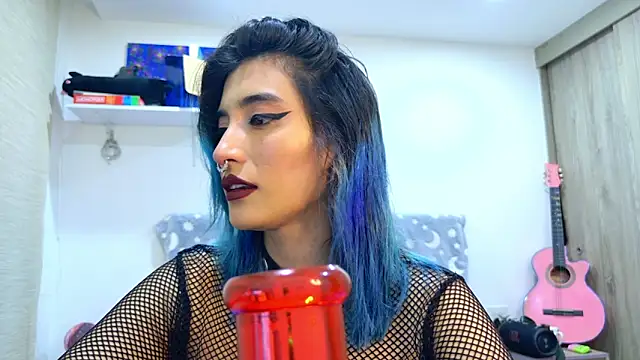 LunaisBack online show from 04/30/26, 11:31