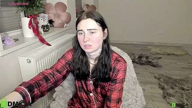 KrissLimada online show from 04/11/26, 10:36