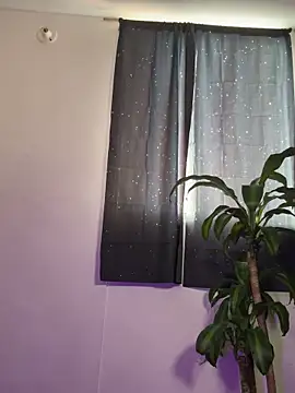 itselladoll online show from 01/18/26, 09:51