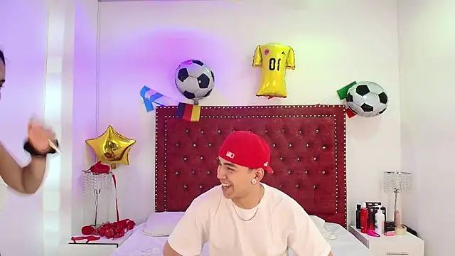 Snapshot of Jaden_and_sofia chatting on 07/01/26, 03:08 Jaden and sofia online show from 07/01/26, 03:08