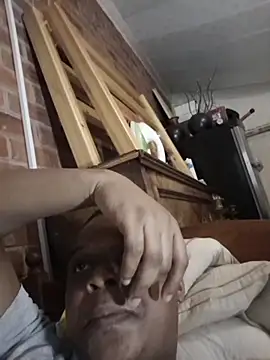 Snapshot of Julio_Don_Dada chatting on 02/27/26, 10:32 Julio Don Dada online show from 02/27/26, 10:32