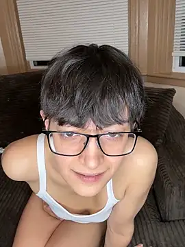 FaiiryArii online show from 04/06/26, 04:57