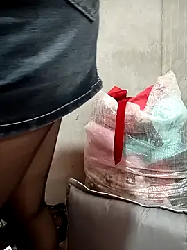 yeutinh00 online show from 03/01/26, 09:33