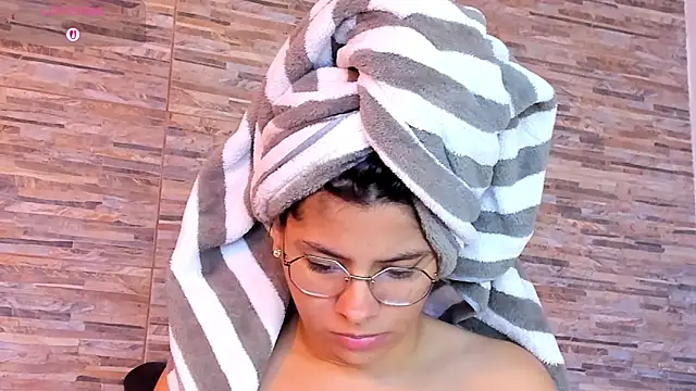 Snapshot of nath_redrex chatting on 01/17/26, 10:13 nath redrex online show from 01/17/26, 10:13