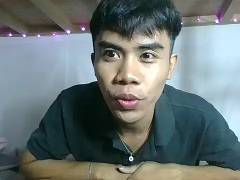 Snapshot of alejandro_fernan chatting on 03/05/26, 06:37 alejandro fernan online show from 03/05/26, 06:37