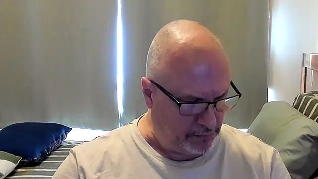 Nudist Aussie Daddy online show from 07/28/26, 12:40