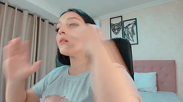 Snapshot of littlemolly_walcott chatting on 07/25/26, 10:29 littlemolly walcott online show from 07/25/26, 10:29
