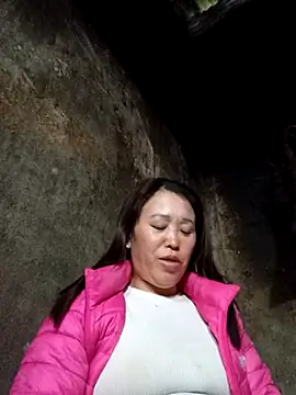 dakota-kis online show from 02/11/26, 01:32