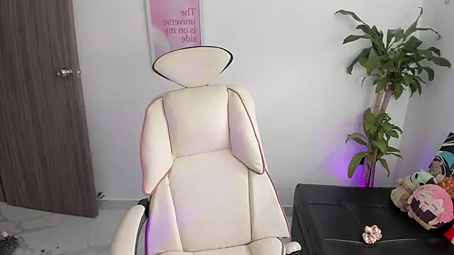 emma rinaldi online show from 03/07/26, 03:42